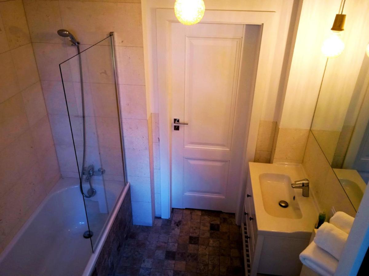 Dworek Akacja Uslugi Hotelarskie Janowiec Ngoại thất bức ảnh