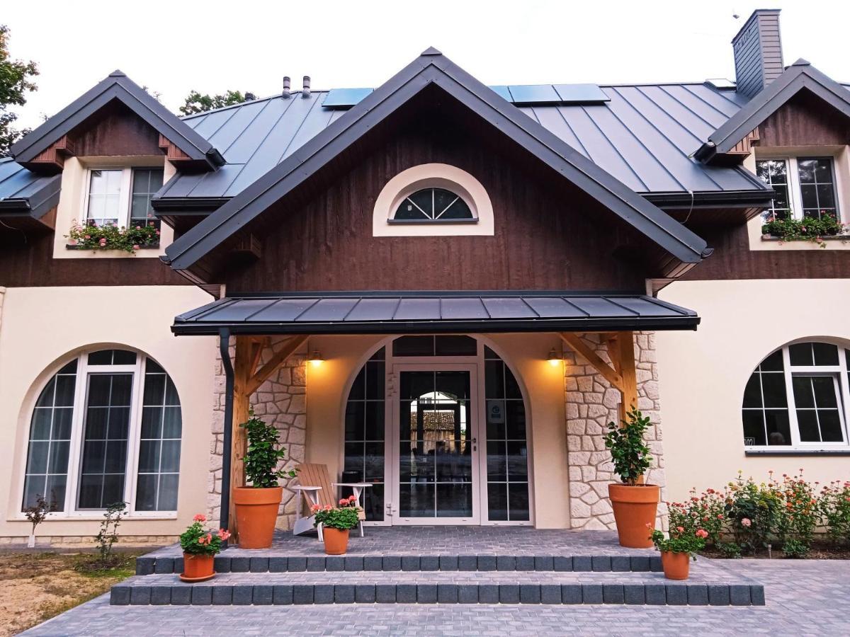 Dworek Akacja Uslugi Hotelarskie Janowiec Ngoại thất bức ảnh